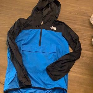 North face youth XL packable wind jacket
